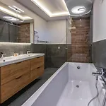 H55 * بالاتوليلّي